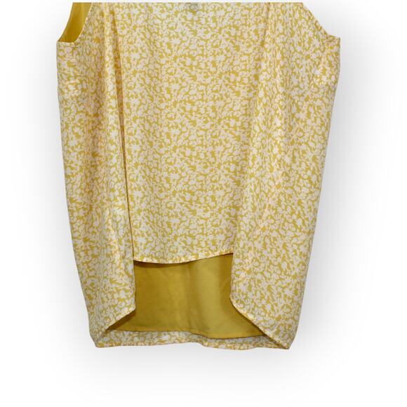 Large BR BananaRepublic Scoop Modal LightBlue Tee • Yellow Floral Cami Tank - Picture 10 of 12